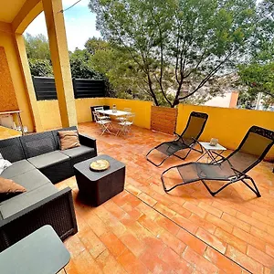 Proche Avec Terrasse Et Jardin Privatif Appartement Hyères